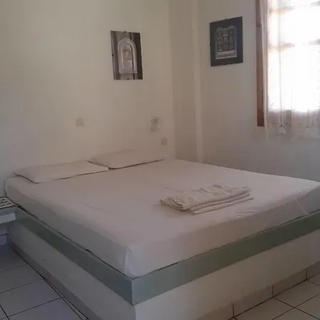 Cretanhouse *
